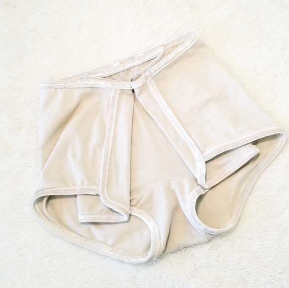 Victoria's Secret PINK Holiday Collection Boxer - Boyshort❤🎄 - Picture 8 of 11